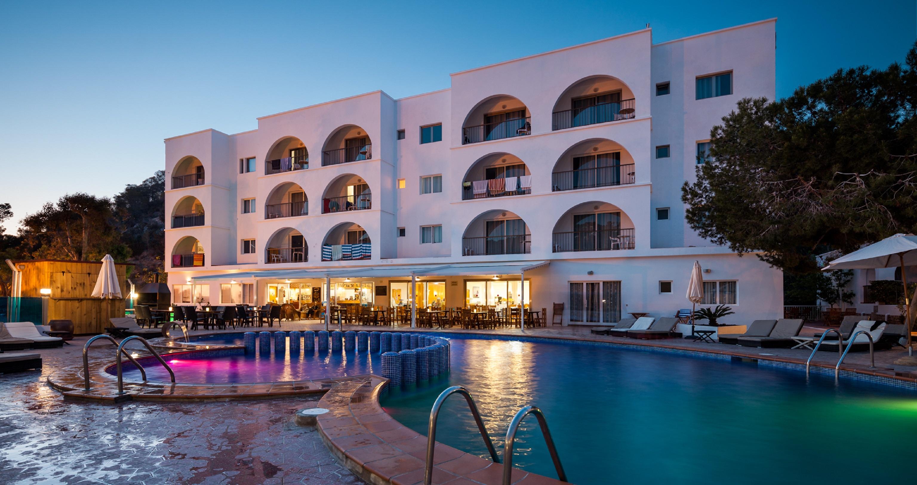 Aparthotel Puerto Cala Vadella Cala Vadella  Eksteriør bilde