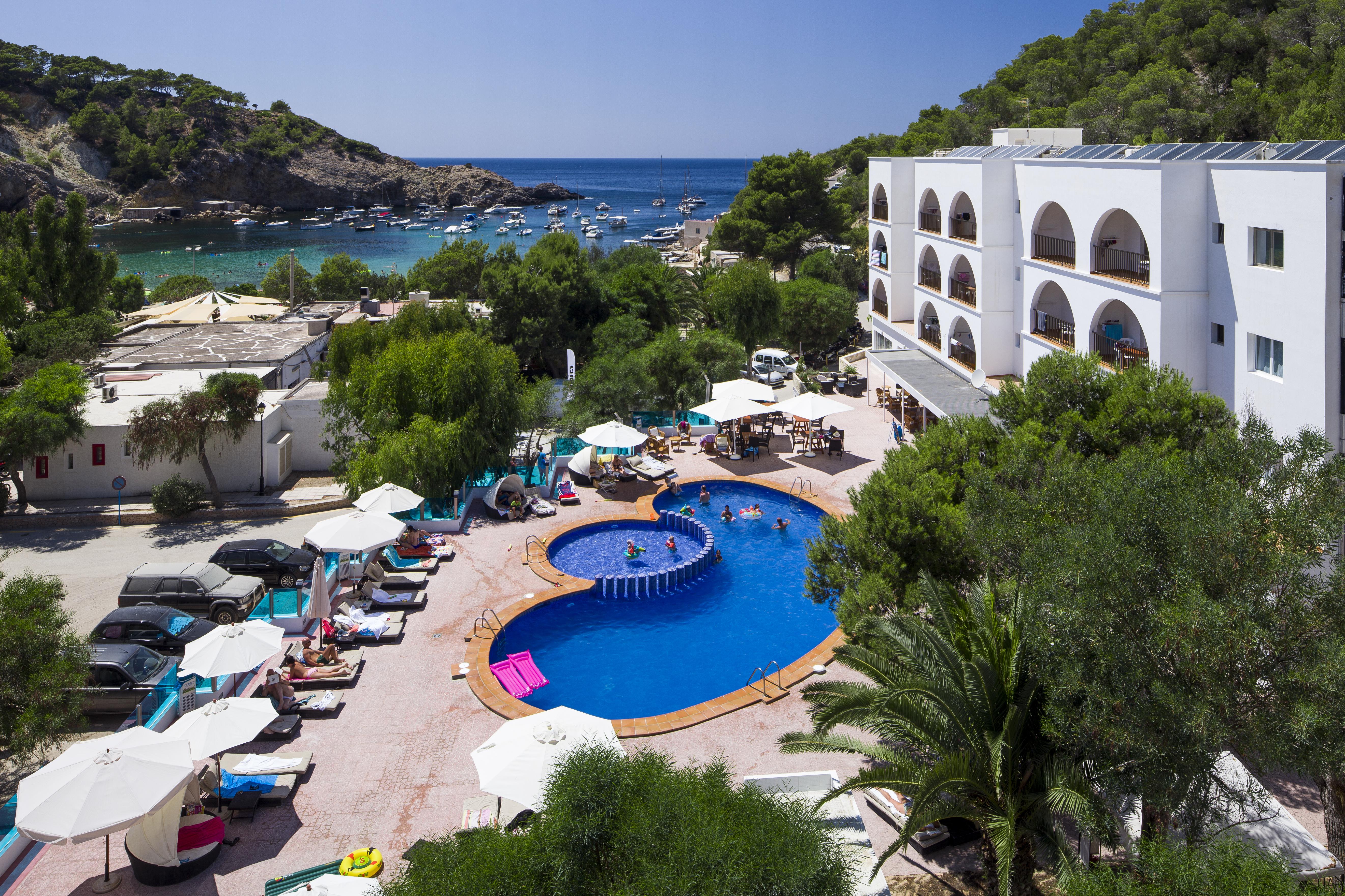 Aparthotel Puerto Cala Vadella Cala Vadella  Eksteriør bilde