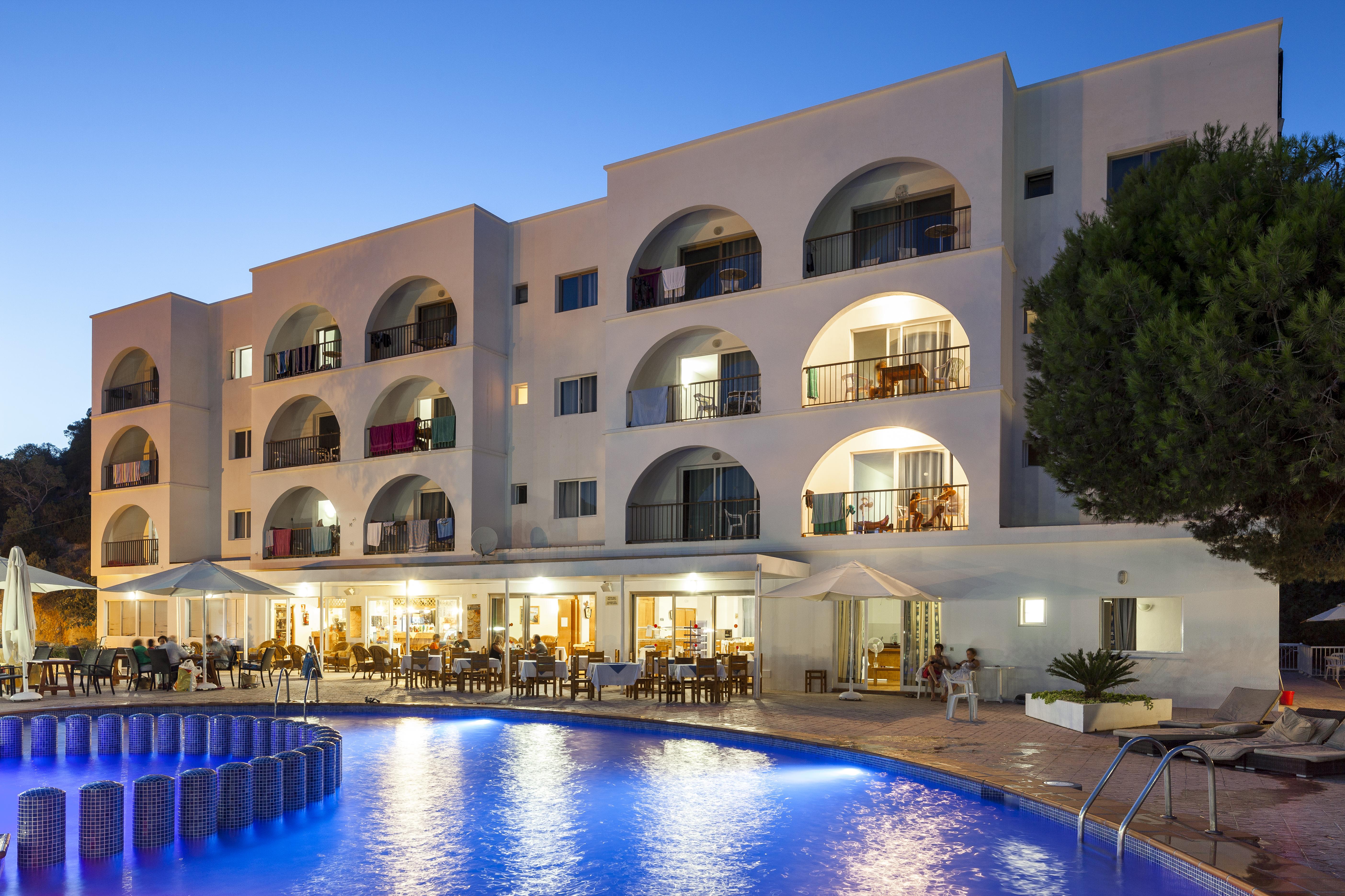 Aparthotel Puerto Cala Vadella Cala Vadella  Eksteriør bilde