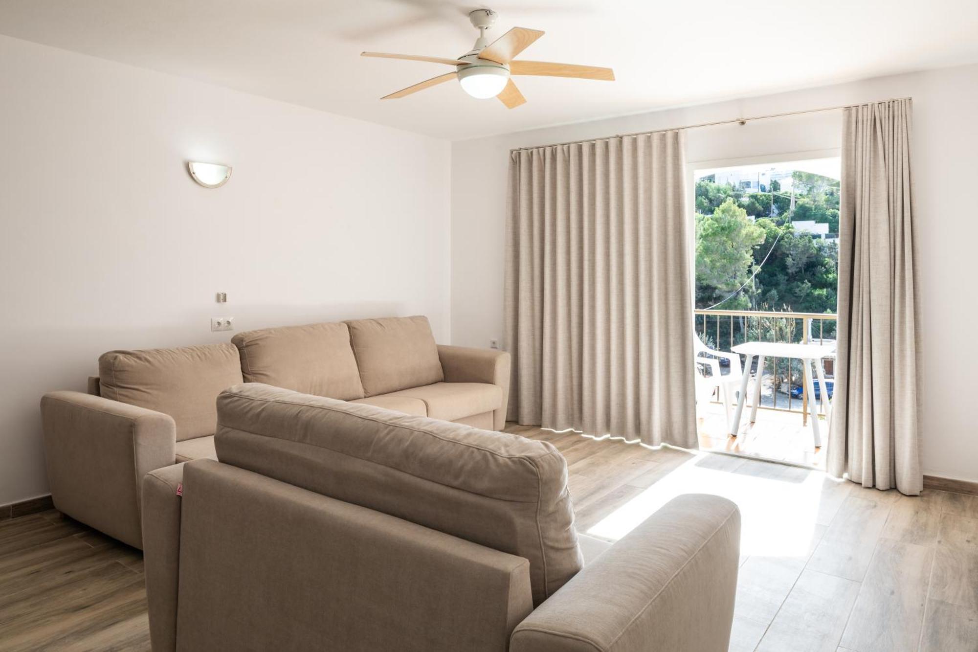 Aparthotel Puerto Cala Vadella Cala Vadella  Eksteriør bilde