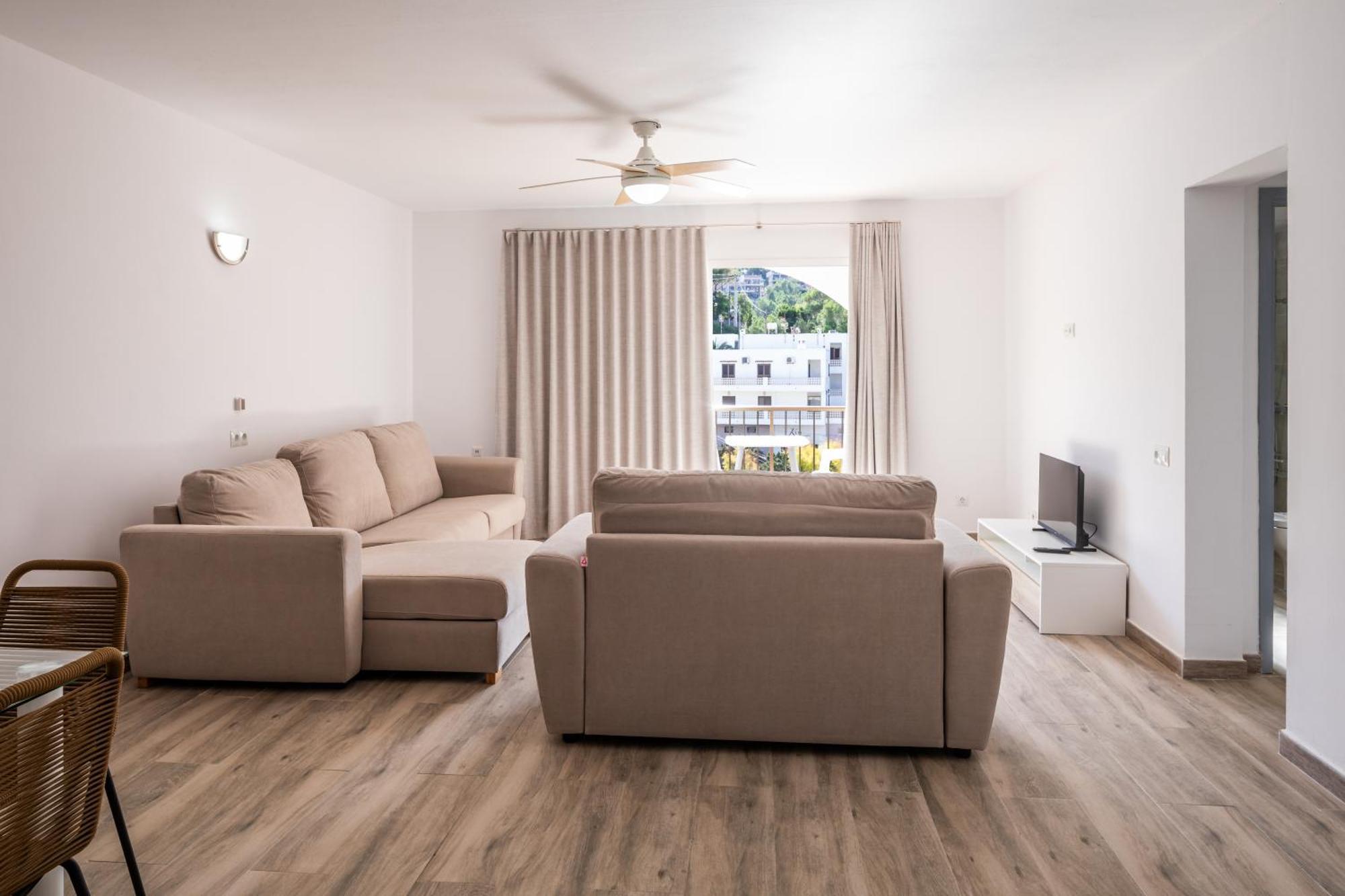 Aparthotel Puerto Cala Vadella Cala Vadella  Eksteriør bilde